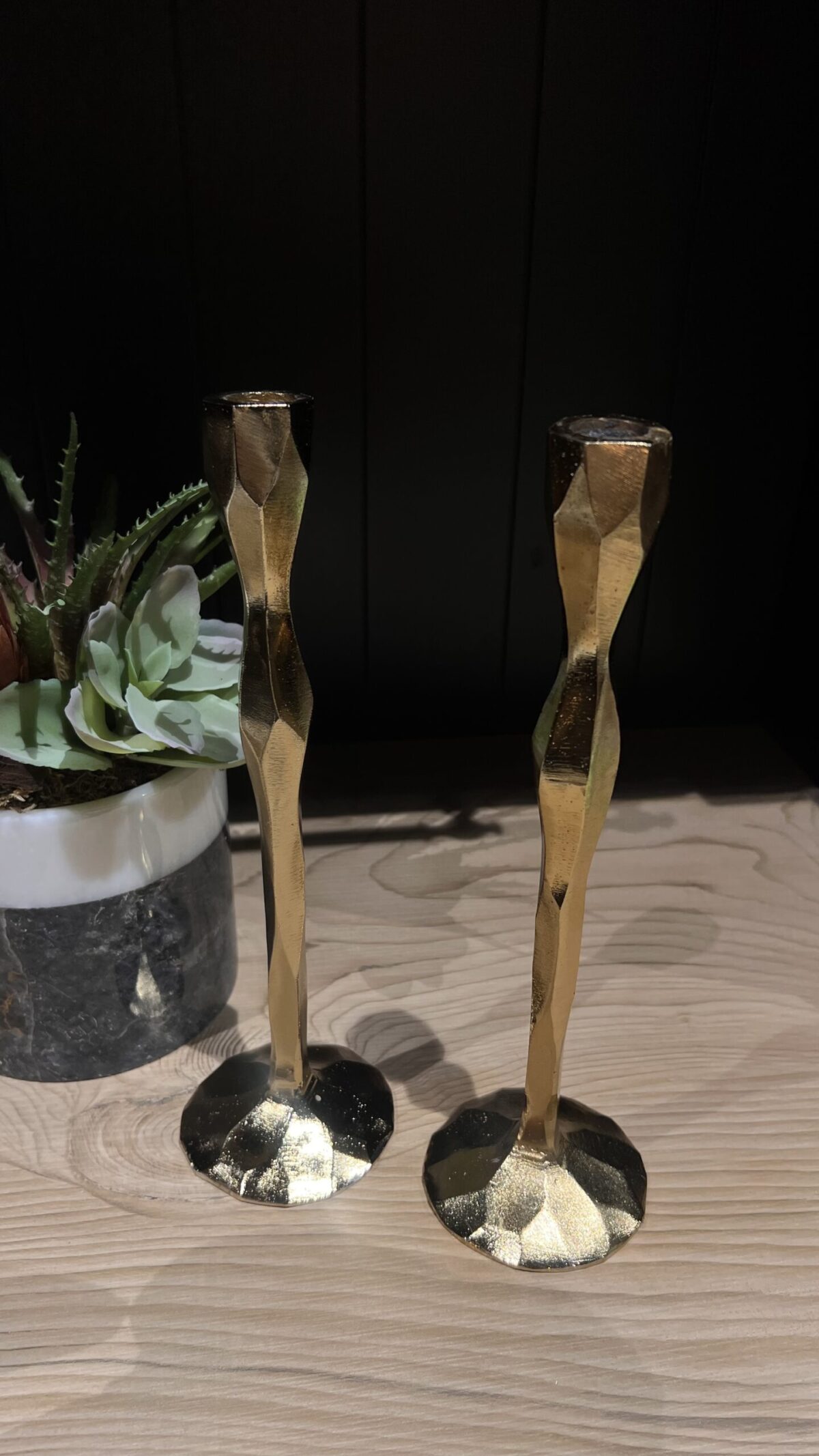 Gold Geometrik Formlu Metal Şamdan – 2'li Set